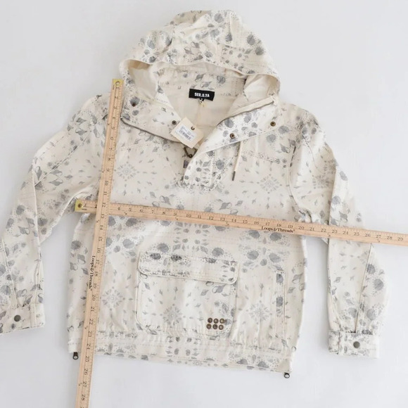 SER.O.YA Braxton Cream Sea Shells Hoodie  Pullover Denim Jacket S NWT - Picture 4 of 13